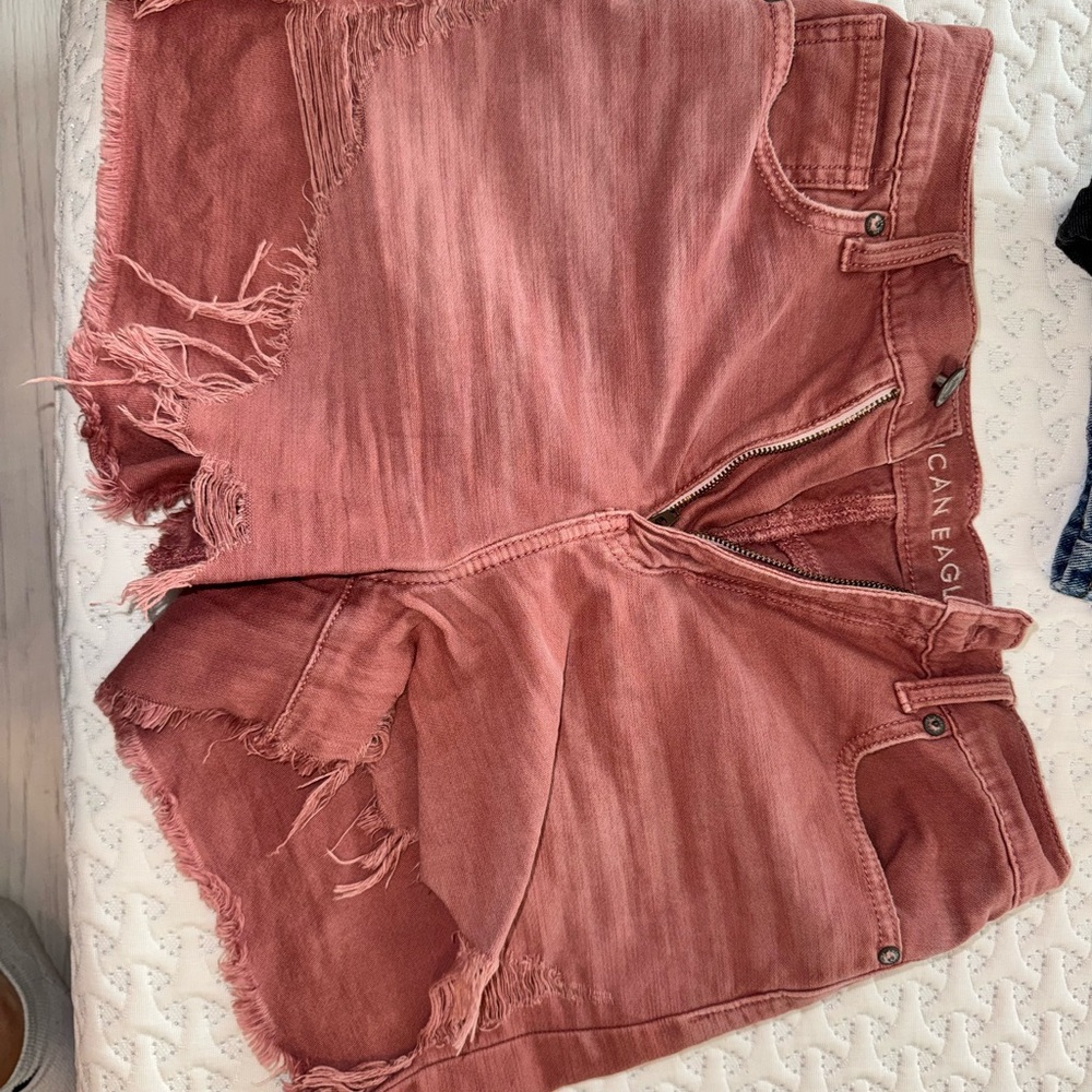 American Eagle Outfitters Women's Distressed Pink Shorts